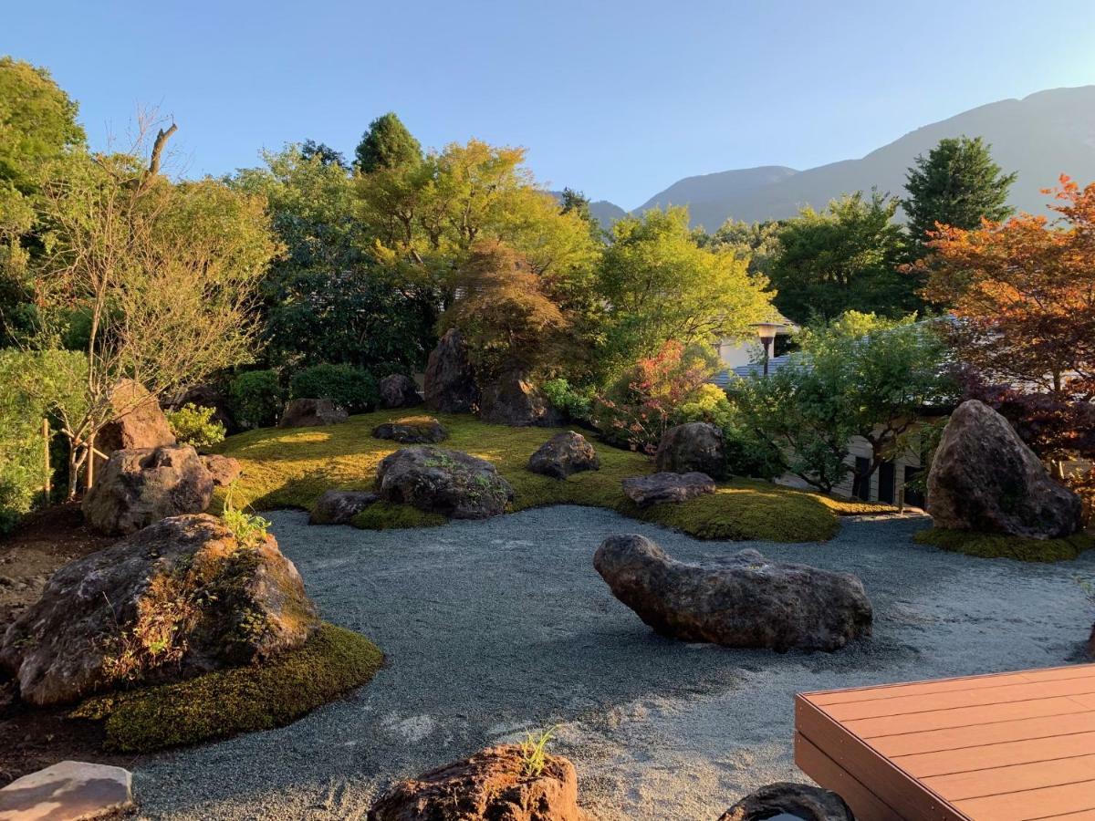 Onsen & Garden -Asante Inn- ฮาโกเน่ ภายนอก รูปภาพ