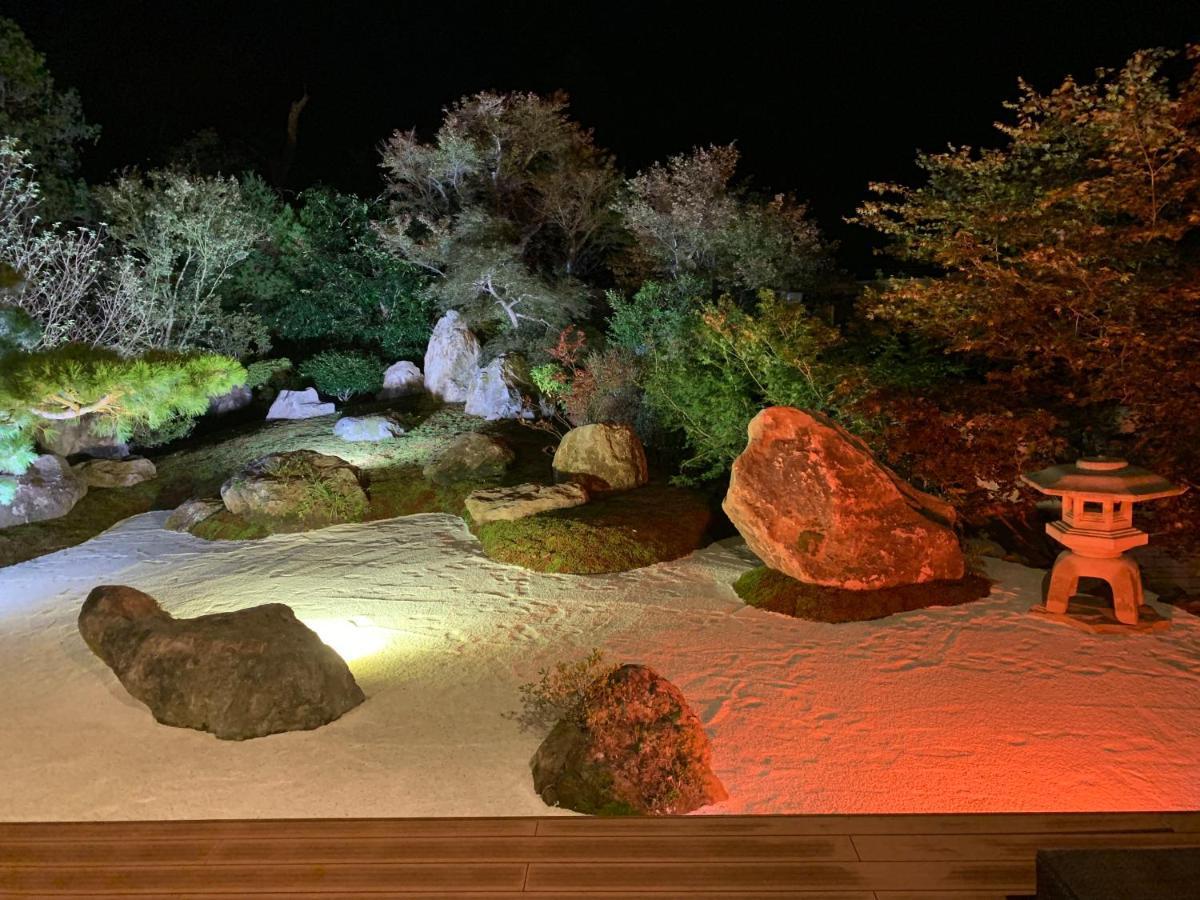 Onsen & Garden -Asante Inn- ฮาโกเน่ ภายนอก รูปภาพ
