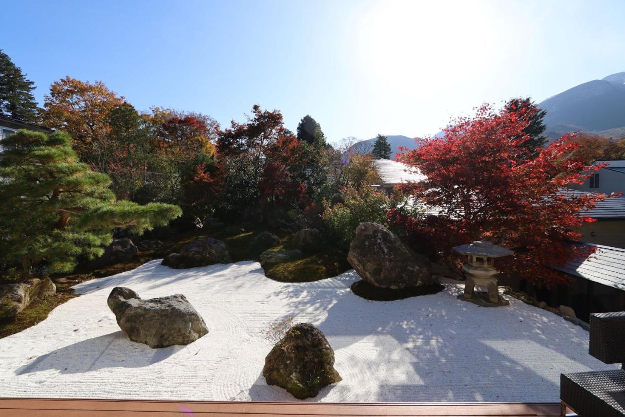 Onsen & Garden -Asante Inn- ฮาโกเน่ ภายนอก รูปภาพ