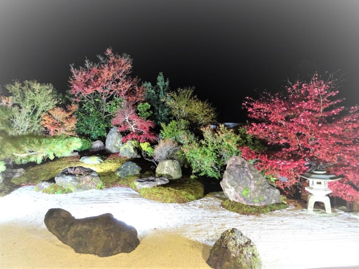 Onsen & Garden -Asante Inn- ฮาโกเน่ ภายนอก รูปภาพ