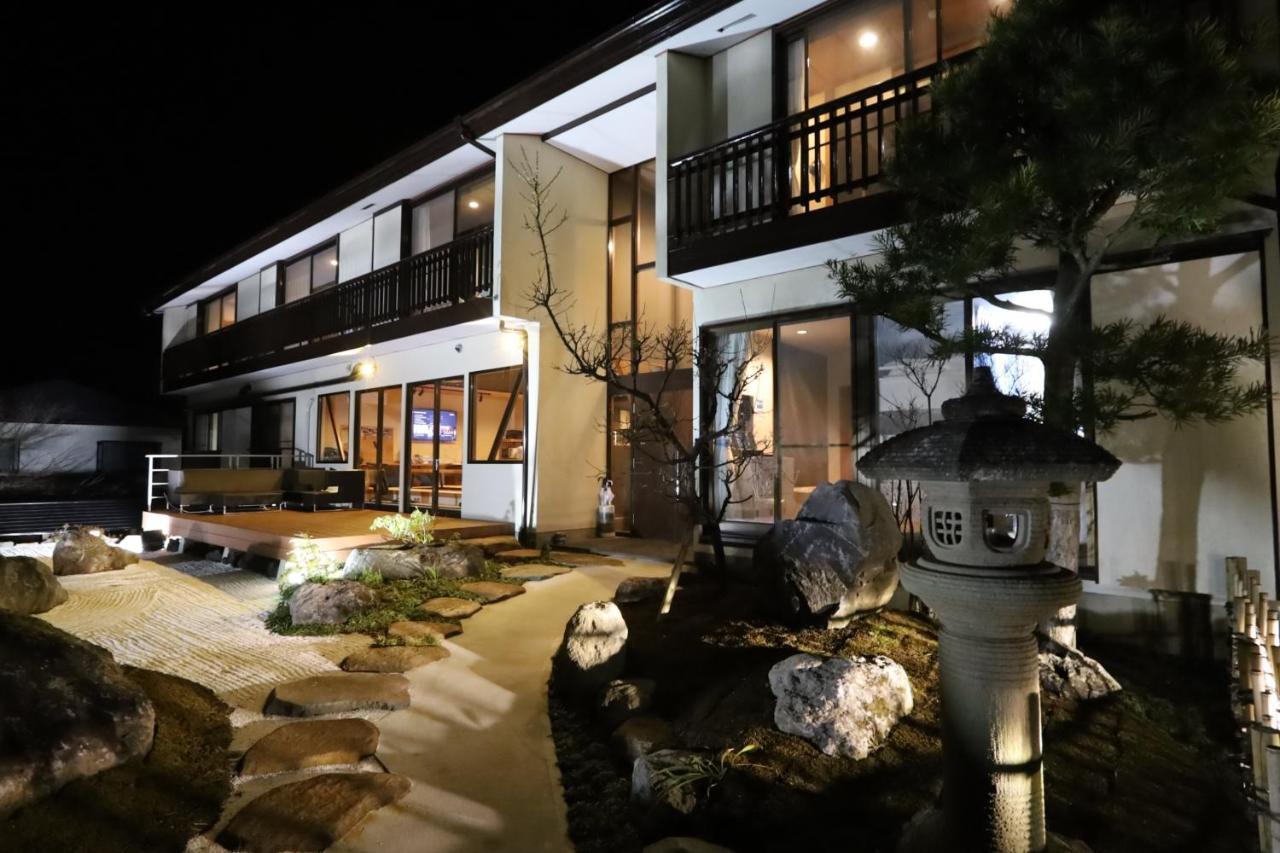 Onsen & Garden -Asante Inn- ฮาโกเน่ ภายนอก รูปภาพ